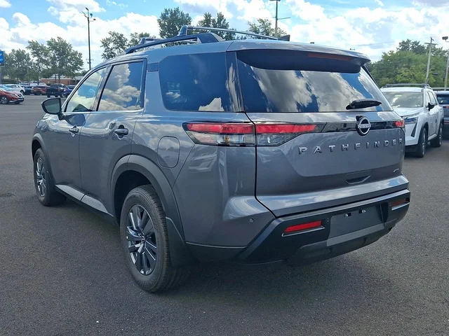 Nuevos NISSAN PATHFINDER à Estados chez autogozo