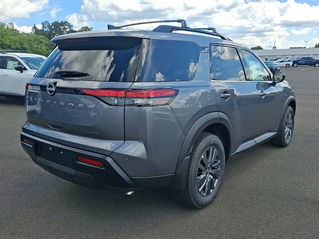 Nuevos NISSAN PATHFINDER à Estados chez autogozo