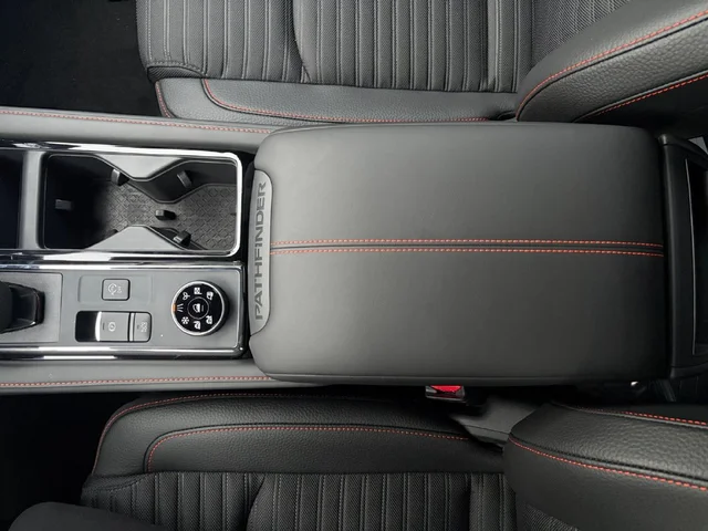 Nuevos NISSAN PATHFINDER à Estados chez autogozo
