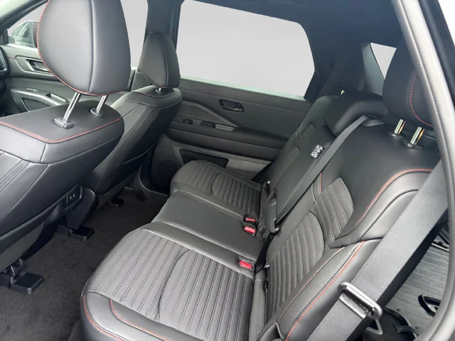 Nuevos NISSAN PATHFINDER à Estados chez autogozo