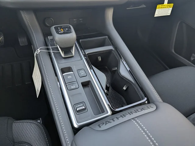 Nuevos NISSAN PATHFINDER à Estados chez autogozo