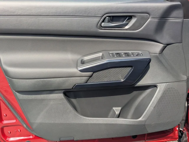Nuevos NISSAN PATHFINDER à Estados chez autogozo