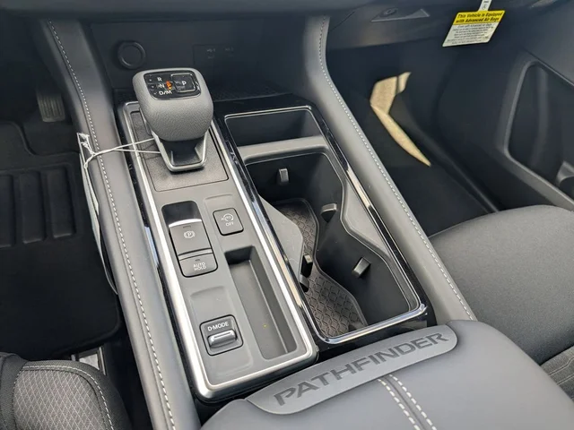 Nuevos NISSAN PATHFINDER à Estados chez autogozo