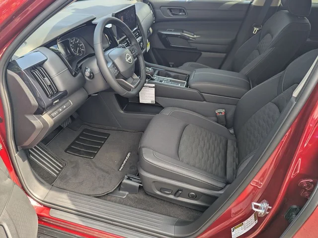 Nuevos NISSAN PATHFINDER à Estados chez autogozo