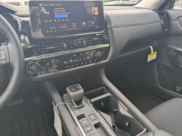 Nuevos NISSAN PATHFINDER à Estados chez autogozo
