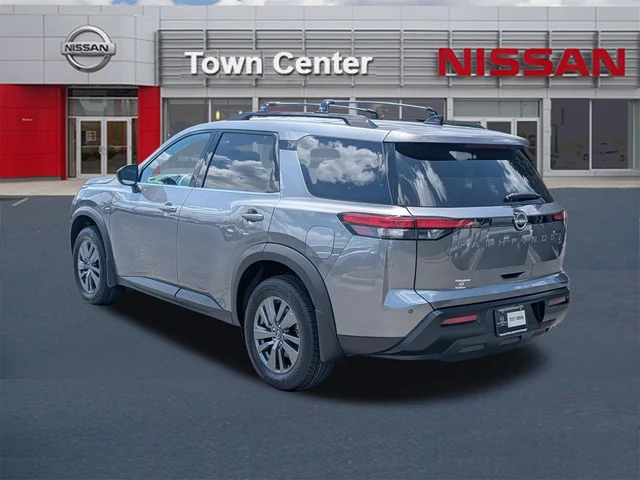 Nuevos NISSAN PATHFINDER à Estados chez autogozo
