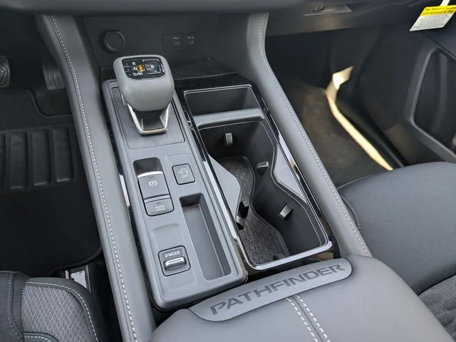 Nuevos NISSAN PATHFINDER à Estados chez autogozo