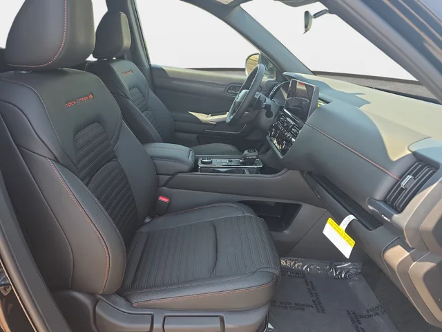 Nuevos NISSAN PATHFINDER à Estados chez autogozo