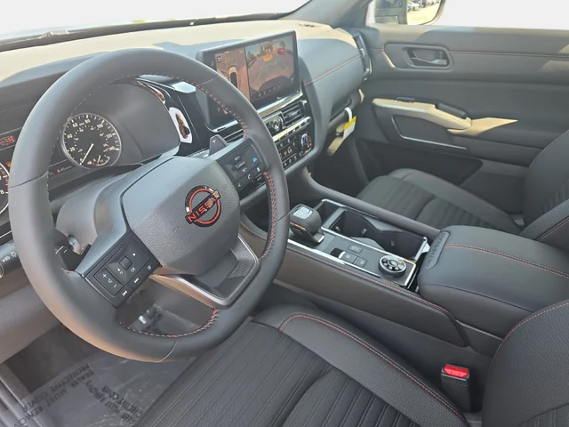 Nuevos NISSAN PATHFINDER à Estados chez autogozo