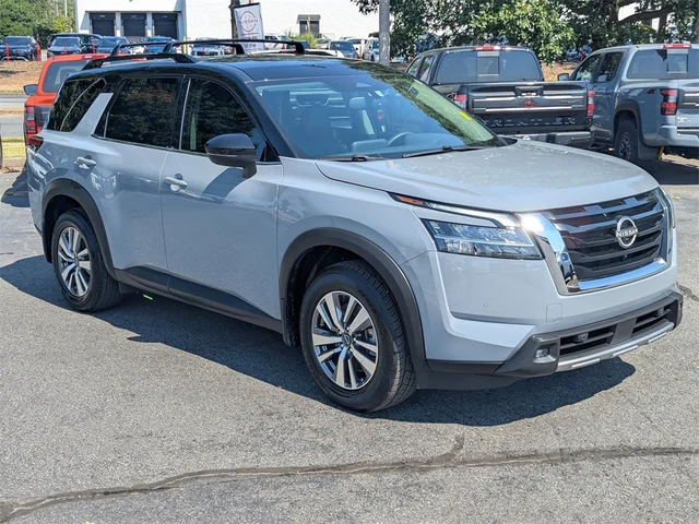 SEMINUEVOS NISSAN Pathfinder at Kennesaw, in Town Center Nissan