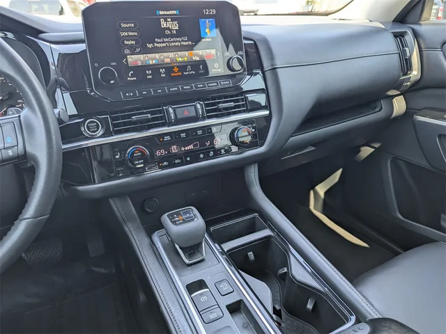 SEMINUEVOS NISSAN Pathfinder at Kennesaw, in Town Center Nissan