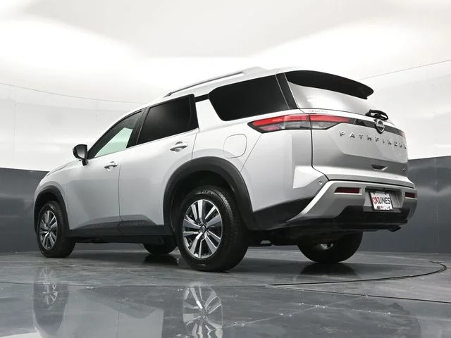 SEMINUEVOS NISSAN Pathfinder a Estados en autogozo