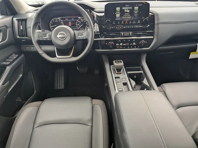 Nuevos NISSAN PATHFINDER à Kennesaw, chez Town Center Nissan