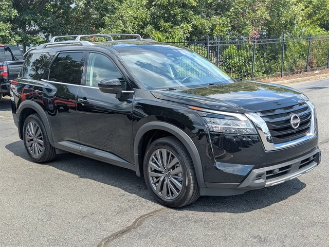 SEMINUEVOS NISSAN Pathfinder at Kennesaw, in Town Center Nissan