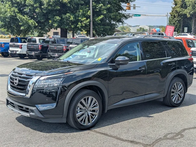 SEMINUEVOS NISSAN Pathfinder at Kennesaw, in Town Center Nissan