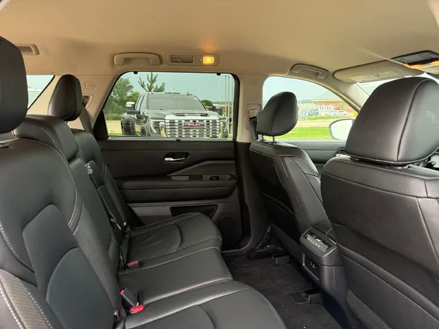 SEMINUEVOS NISSAN Pathfinder a Estados en autogozo