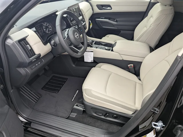 Nuevos NISSAN PATHFINDER à Kennesaw, chez Town Center Nissan