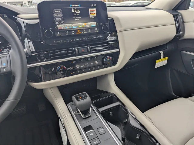 Nuevos NISSAN PATHFINDER à Kennesaw, chez Town Center Nissan