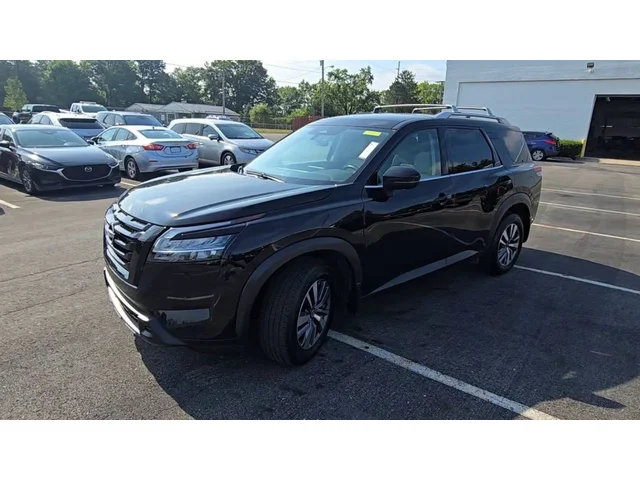 SEMINUEVOS NISSAN Pathfinder a Estados en autogozo