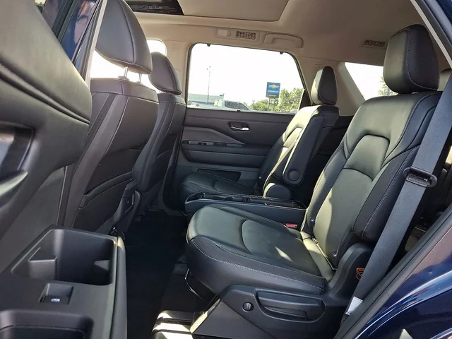 SEMINUEVOS NISSAN Pathfinder a Estados en autogozo