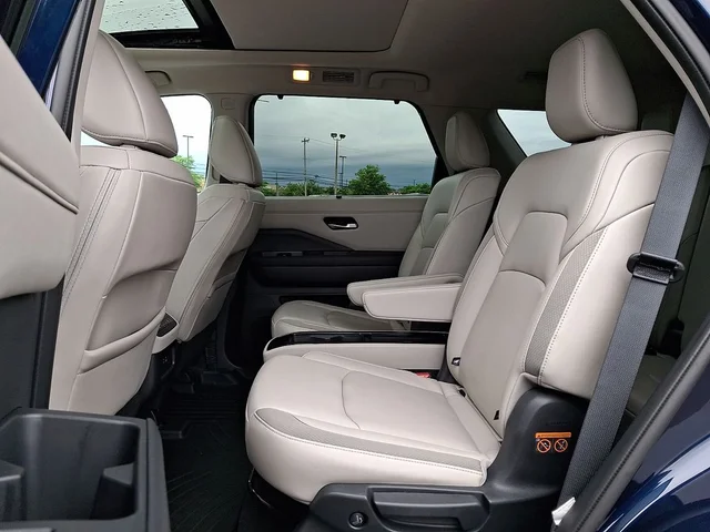 SEMINUEVOS NISSAN Pathfinder a Estados en autogozo