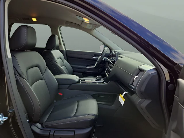 Nuevos NISSAN PATHFINDER à Estados chez autogozo