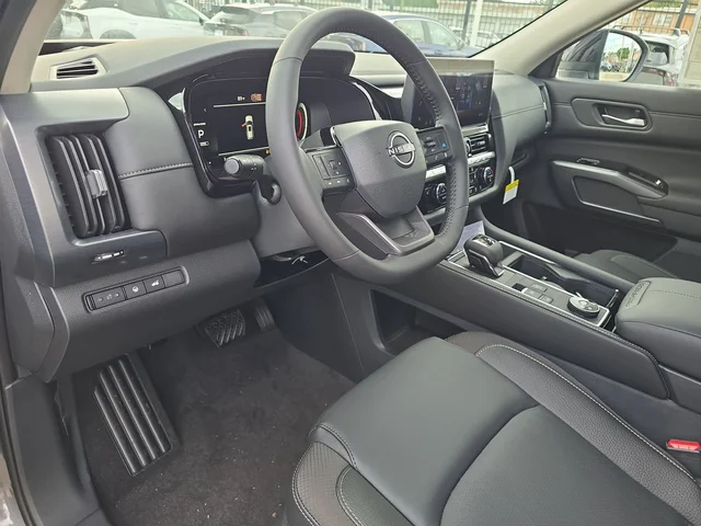 Nuevos NISSAN PATHFINDER à Estados chez autogozo