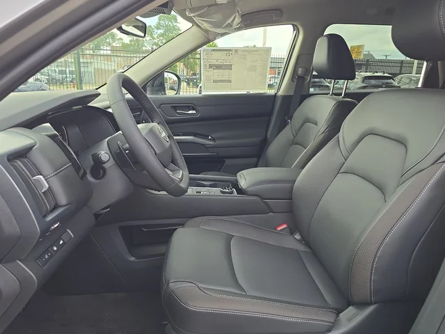 Nuevos NISSAN PATHFINDER à Estados chez autogozo