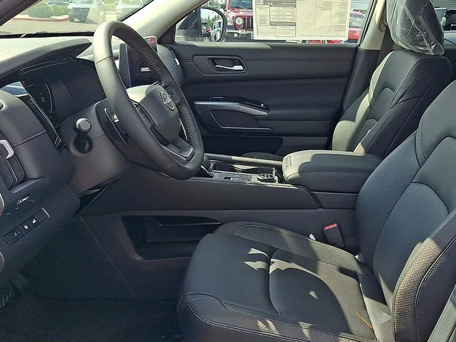 Nuevos NISSAN PATHFINDER à Estados chez autogozo