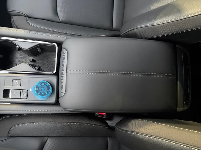 Nuevos NISSAN PATHFINDER à Estados chez autogozo