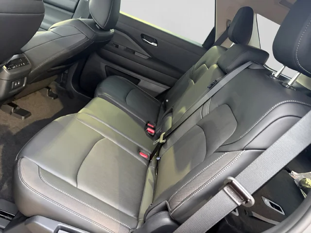 Nuevos NISSAN PATHFINDER à Estados chez autogozo