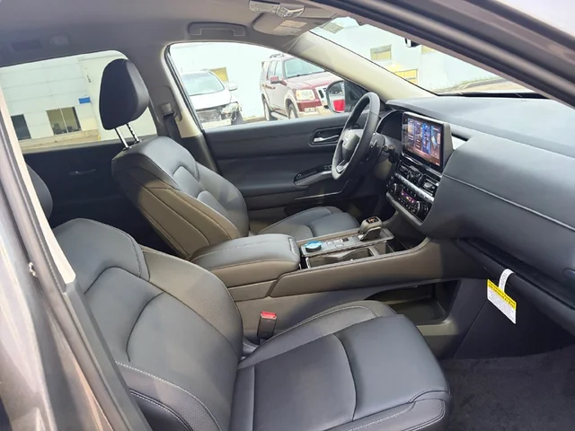 Nuevos NISSAN PATHFINDER à Estados chez autogozo