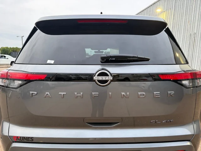 Nuevos NISSAN PATHFINDER à Estados chez autogozo
