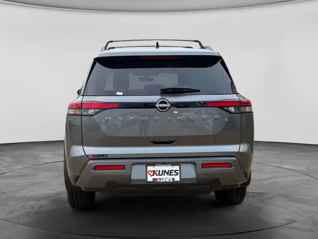 Nuevos NISSAN PATHFINDER à Estados chez autogozo