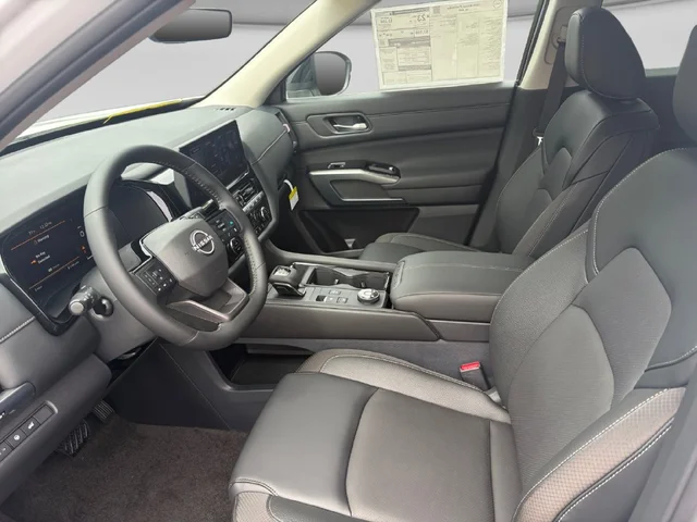 Nuevos NISSAN PATHFINDER à Estados chez autogozo