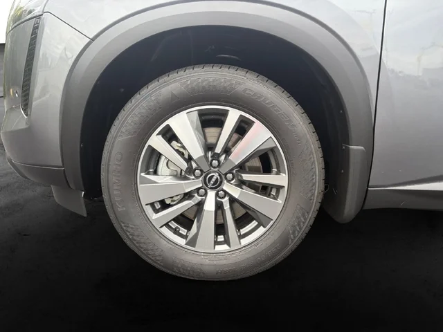 Nuevos NISSAN PATHFINDER à Estados chez autogozo