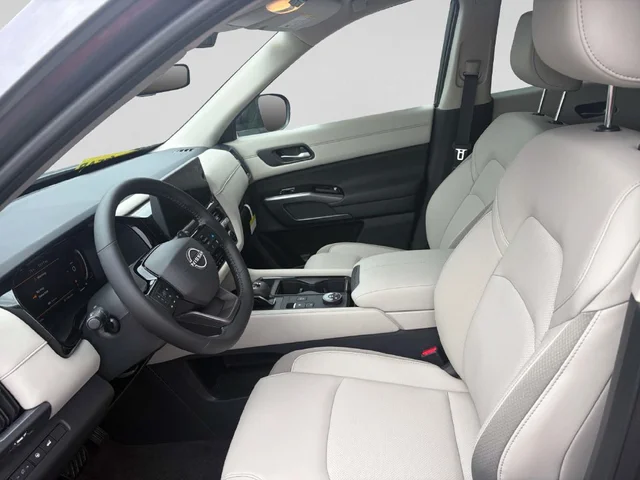 Nuevos NISSAN PATHFINDER à Estados chez autogozo