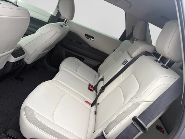 Nuevos NISSAN PATHFINDER à Estados chez autogozo