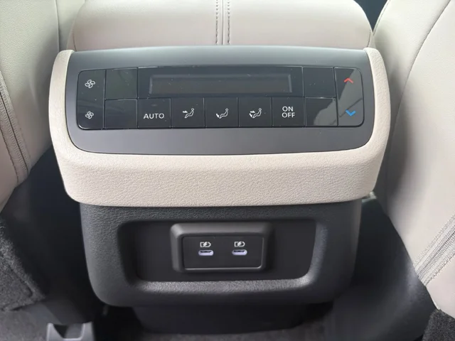 Nuevos NISSAN PATHFINDER à Estados chez autogozo
