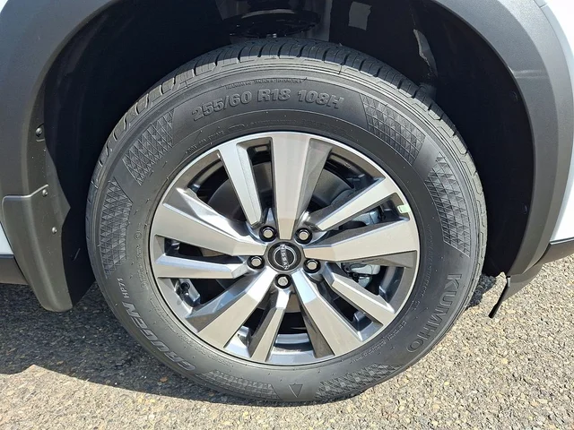 Nuevos NISSAN PATHFINDER à Estados chez autogozo