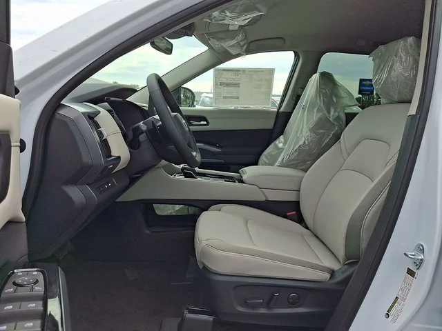 Nuevos NISSAN PATHFINDER à Estados chez autogozo