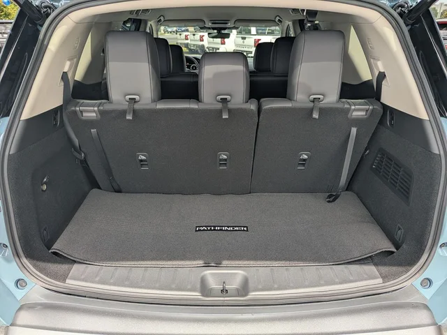 Nuevos NISSAN PATHFINDER à Estados chez autogozo