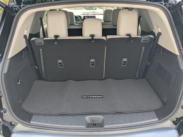 Nuevos NISSAN PATHFINDER à Estados chez autogozo