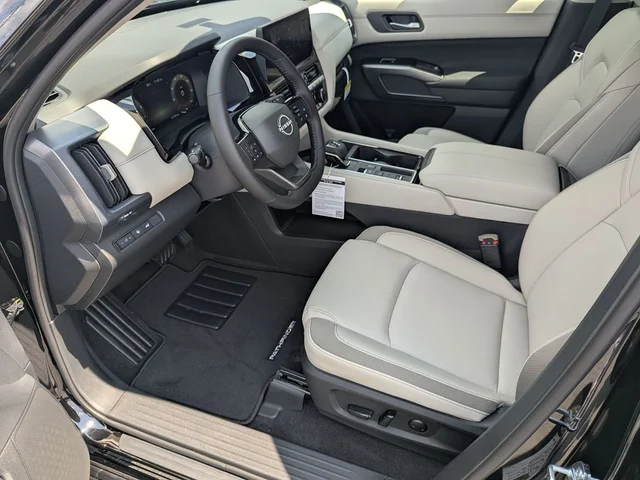 Nuevos NISSAN PATHFINDER à Estados chez autogozo