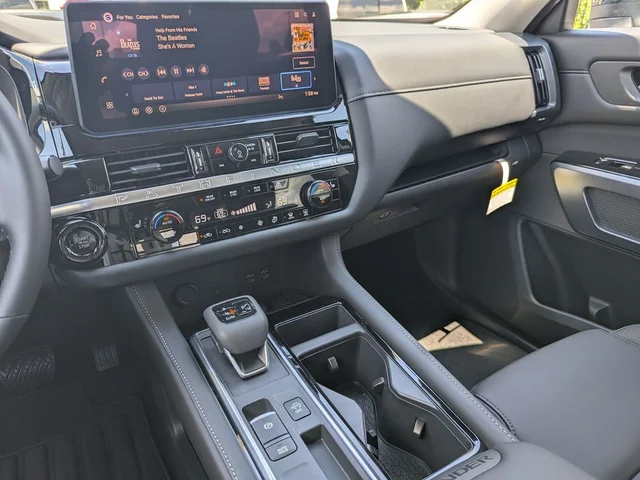 Nuevos NISSAN PATHFINDER à Estados chez autogozo