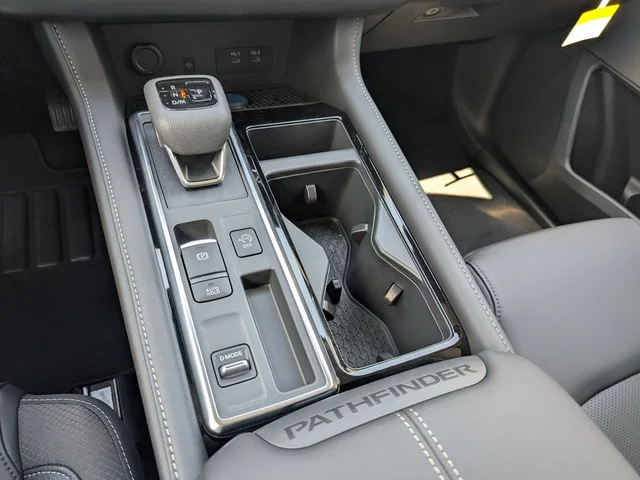 Nuevos NISSAN PATHFINDER à Estados chez autogozo