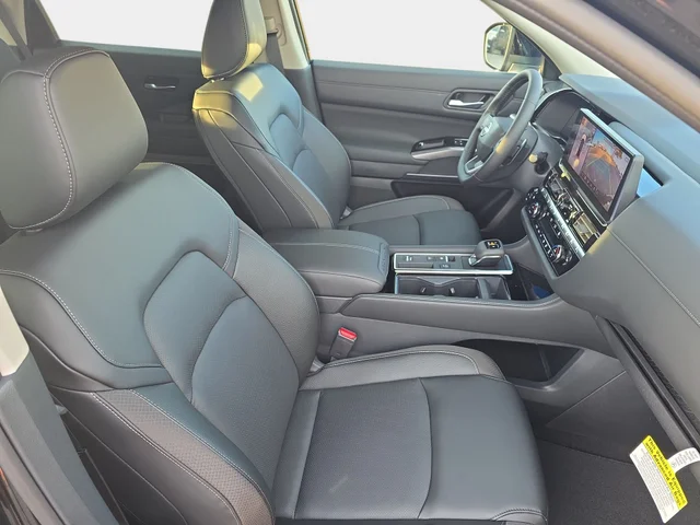 Nuevos NISSAN PATHFINDER à Estados chez autogozo