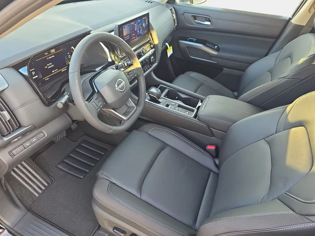 Nuevos NISSAN PATHFINDER à Estados chez autogozo