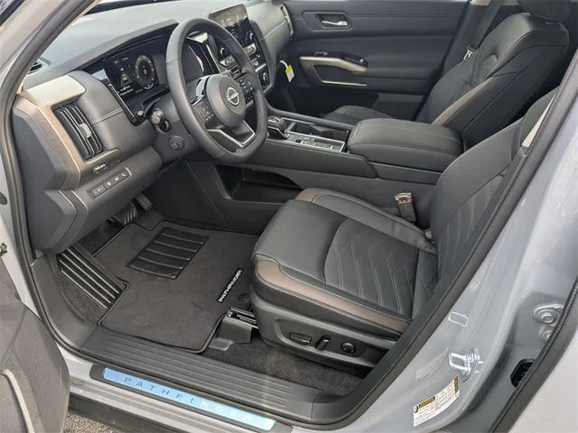 Nuevos NISSAN PATHFINDER à Kennesaw, chez Town Center Nissan