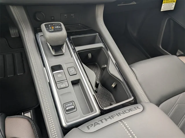 Nuevos NISSAN PATHFINDER à Kennesaw, chez Town Center Nissan